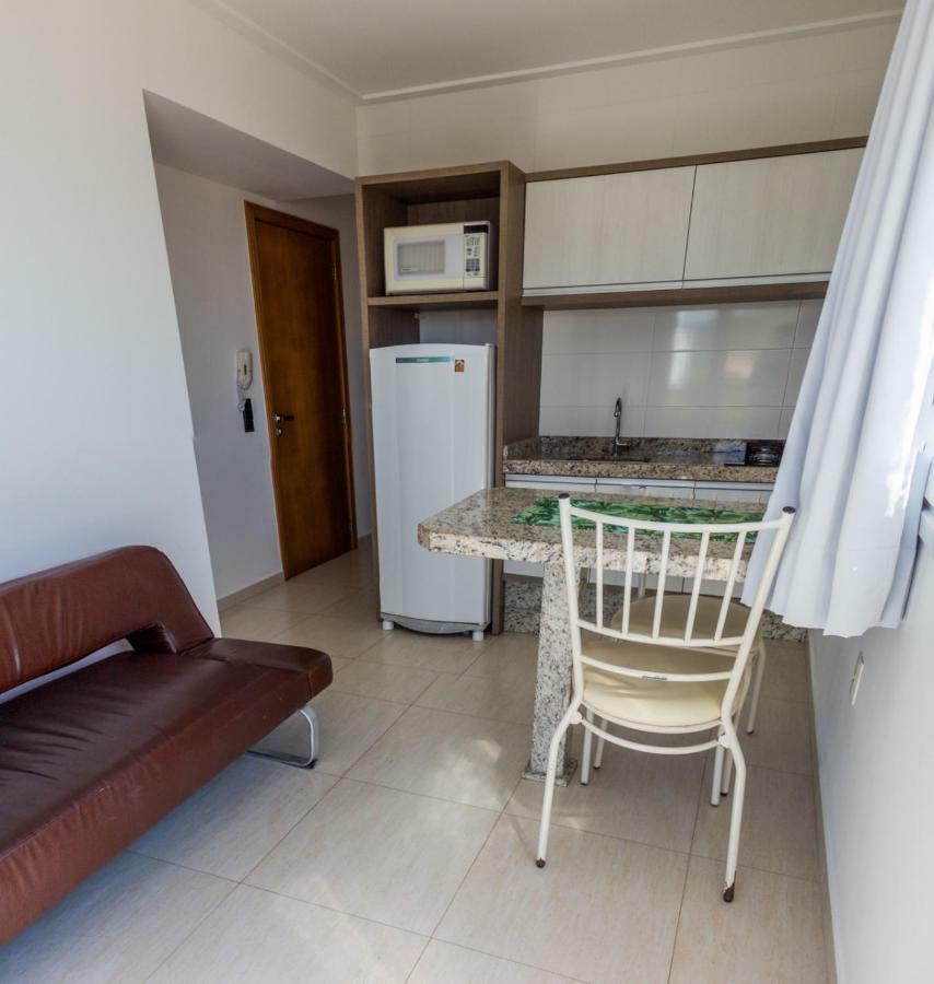 Pousada Villa Maciel Бомбиньяс Экстерьер фото